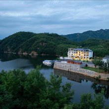 栾川颐舍·观澜山水民宿