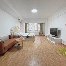 倾城轻奢度假公寓(青岛城阳宝龙广场店)
