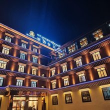 阿坝县亚砻仓大酒店