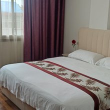 悦客来住宿(武汉江夏四中北华街地铁站店)