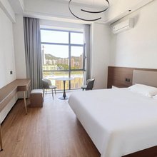 海鲸墅民宿(董家下庄地铁站店)