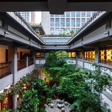昆明枕石卧云精品酒店(南屏步行街金马碧鸡坊店)