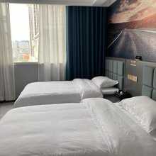 利川乾曜酒店