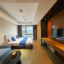 滨澜海景度假公寓(青岛火车站店)