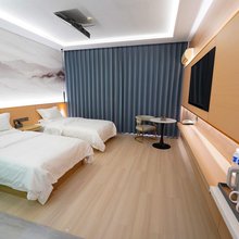 161假日酒店(苏尼特右旗赛汉镇店)