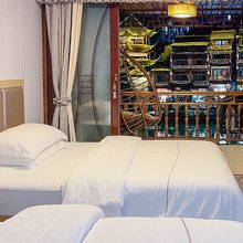 凤凰悦江江景民宿
