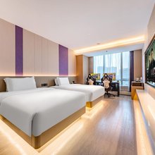 寓约电竞酒店(贵港客世界店)