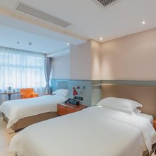 雅曼轻奢酒店(深圳东门老街店)