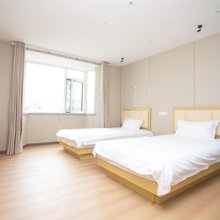V5酒店公寓(五四广场奥帆中心店)