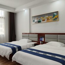 鑫瀑酒店(黄果树瀑布景区店)