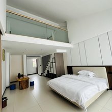 泸沽湖山海云居
