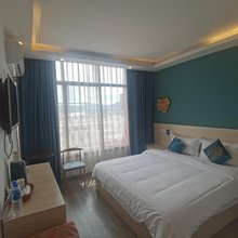 鲁甸好久不见花园酒店