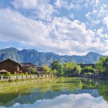 梵净山抹云间(云舍神龙潭店)