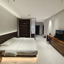帆·轻智能公寓酒店(集宁一中店)