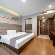 南通翰鸣商务酒店