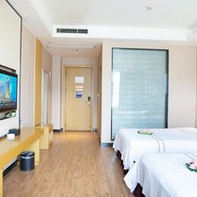 夏日荷花连锁酒店(荆州长港路店)