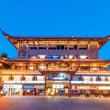 悦·乐山民宿(张公桥美食街店)