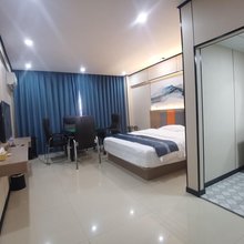 罗行公馆(罗行商贸城步行街店)