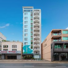 云柏酒店(三亚凤凰国际机场店)