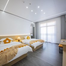 凡晨DESIGN·轻奢设计师休闲度假美宿(湄洲妈祖祖庙店)