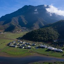 泸沽湖岚岳酒店