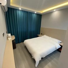 轻伊宾馆(三门峡虢国公园店)