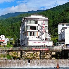 上犹君悦山水酒店