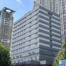 锦江都城酒店(江阴八佰伴中山公园地铁站店)