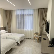 通海君卓酒店(通海汽车客运站店)