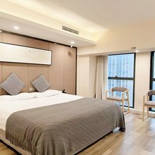 S·精选loft民宿(爱琴海购物中心店)