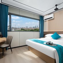 铂悦智能酒店(户部巷黄鹤楼店)