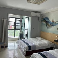 七点主题民宿((郑州郑大医附院店)