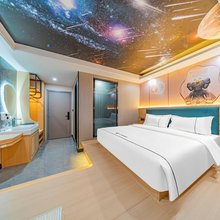 澜光漫步住宿(阳光百汇店)
