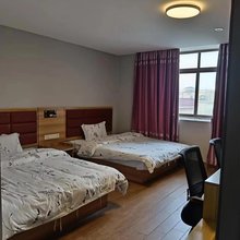 雅馨公寓(南头轻轨站店)