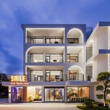 Smile笑与泳池海景酒店(黄金海岸店)