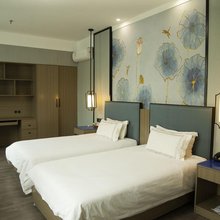 龙园轻奢酒店