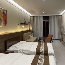 察右后旗暖阳民宿