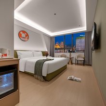 重庆闽琪酒店(解放碑步行街洪崖洞店)