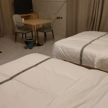 紫气升腾民宿