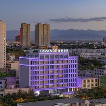 麗枫酒店(格尔木八一路地下商业街昆仑公园店)