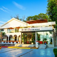 秦皇岛在海边酒店(北戴河老虎石店)