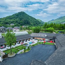 杉侨小院·山野溪溯·漂流度假民宿(龙王山漂流店)