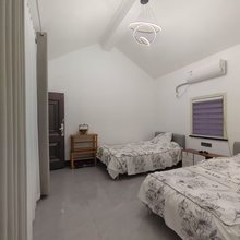 栾川依琳小栖