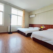 龙门旅馆(威海高铁北站店)