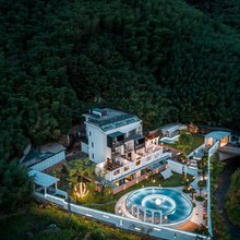 莫干山荒草地民宿·溯溪私汤温泉花园别墅