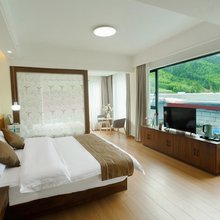 言拾光民宿(四姑娘山景区店)