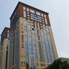 潮汐电竞酒店(承德高铁南站大学城店)