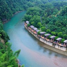 月亮湾风景区秘境民宿
