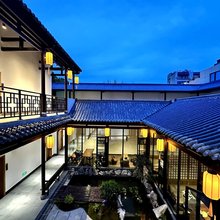 襄阳名人雅居禅意酒店(襄阳古城店)