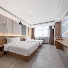 义乌金巢假日酒店(万达广场店)